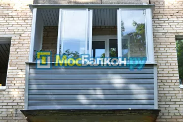 Заказать балкон в Люберцах цена от 1320 руб | Остекление балконов и лоджий МосБалкон