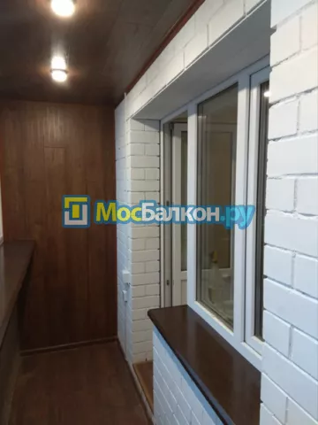 Заказать балкон в Люберцах цена от 1320 руб | Остекление балконов и лоджий МосБалкон