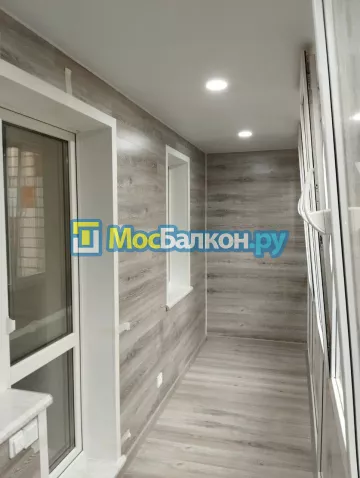 Заказать балкон в Люберцах цена от 1320 руб | Остекление балконов и лоджий МосБалкон