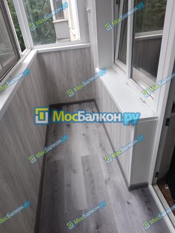 РЕМОНТ БАЛКОНА С ОСТЕКЛЕНИЕМ