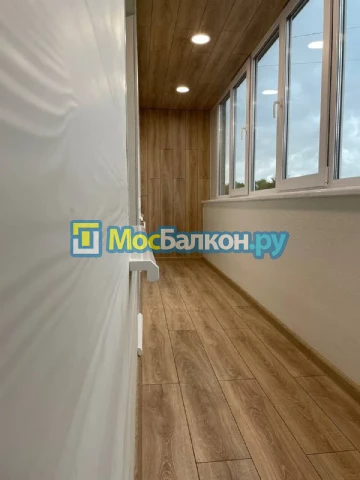 Заказать балкон в Люберцах цена от 1320 руб | Остекление балконов и лоджий МосБалкон