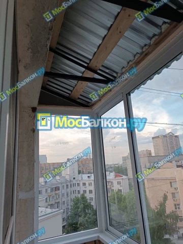 Крыша на балконе в Люберцах монтаж и ремонт по выгодной цене от МосБалкон