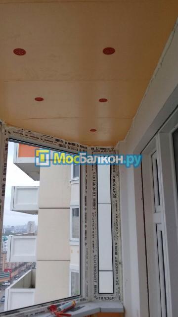 Остекление REHAU и утепление под ключ
